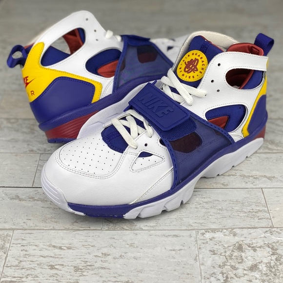 Nike Other - NIKE Air Trainer Huarache